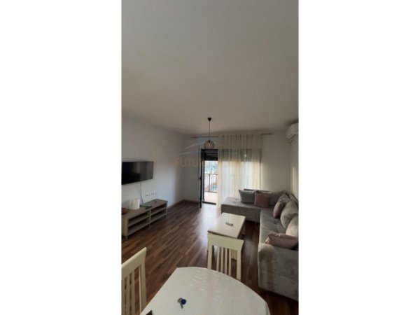 Tirane, jepet me qera apartament Kati 6, 96 m² 650 €