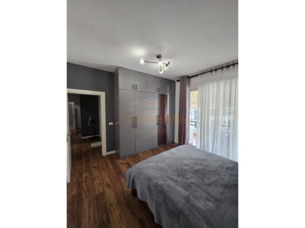 Tirane, jepet me qera apartament Kati 3, 94 m² 1.100 €