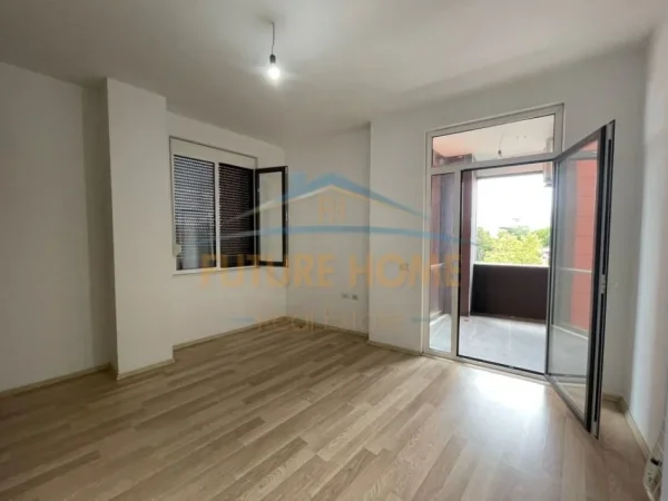 Tirane, jepet me qera apartament Kati 3, 96 m² 1.000 € 