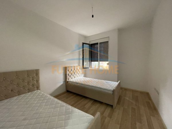 Tirane, jepet me qera apartament Kati 3, 96 m² 1.000 € 