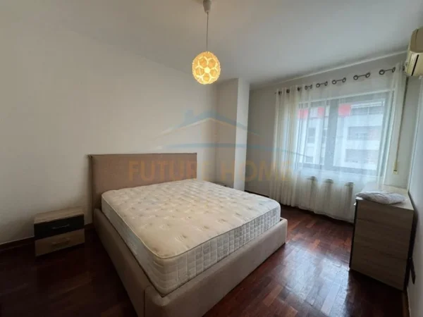Tirane, jepet me qera apartament Kati 0, 185 m² 2.490 €