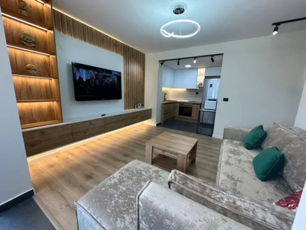 Tirane, jepet me qera apartament 1+1 , 70 m² 800 € (Ndërmjet Selvisë dhe Pazarit të Ri)