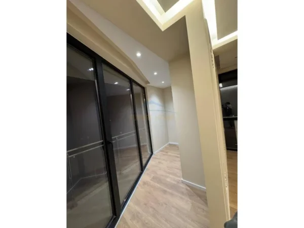 shitet apartament 2+1 Kati 5, 104 m² 312.000 € (Golden Tower , Tirane)