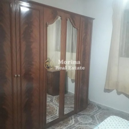 Tirane, jepet me qera shtepi 1+1 Kati 1, 50 m² 300 € (Ali Demi)