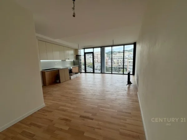 Tirane, jepet me qera zyre Kati 5, 124 m² 1.600 € (Lake View)