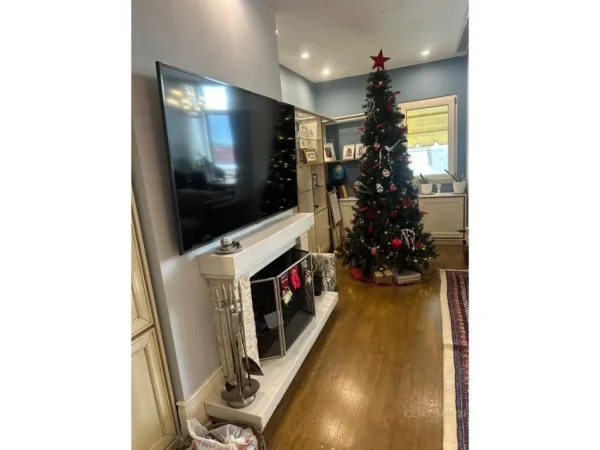 Tirane, shes apartament 3+1+Aneks+Ballkon Kati 11, 154 m² 420.000 € (Rruga Peti)