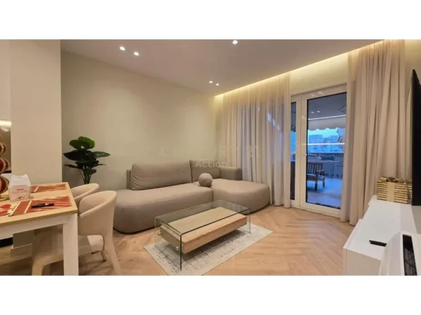 Tirane, jepet me qera apartament 2+1+Aneks+Ballkon Kati 6, 105 m² 2.000 € (Lincoln Center Tirana)
