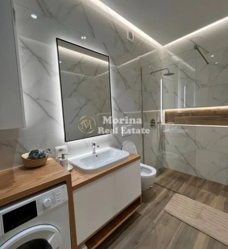 Tirane, jepet me qera apartament 1+1 Kati 8, 60 m² 600 € (Rruga Siri Kodra)