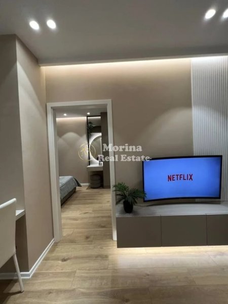 Tirane, jepet me qera apartament 1+1 Kati 8, 60 m² 600 € (Rruga Siri Kodra)