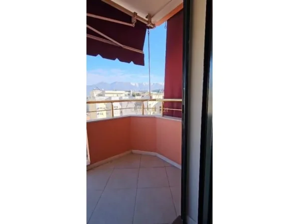 Tirane, shes apartament 1+1+Aneks+Ballkon Kati 10, 65 m² 