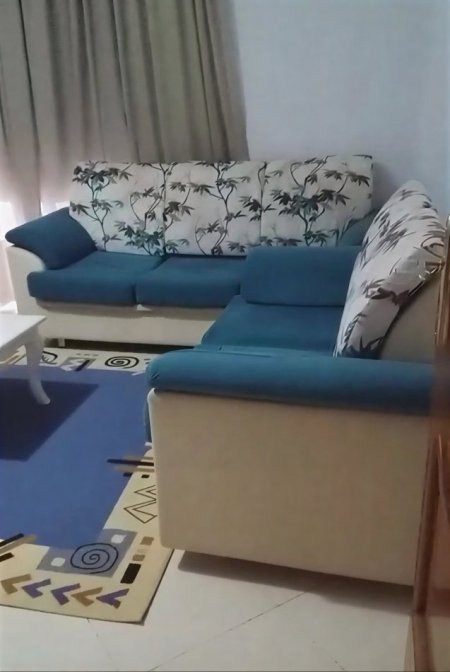 Tirane, jepet me qera apartament 2+1+Ballkon Kati 3, 100 m² 450 € (Shkolla e Bashkuar)