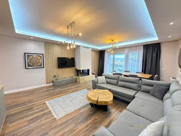 Tirane, jepet me qera Vile 3 Katshe Kati 4, 260 m² 3.000 € 