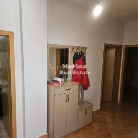 Tirane, jepet me qera apartament 2+1 Kati 1, 100 m² 500 € (Kristal Center)