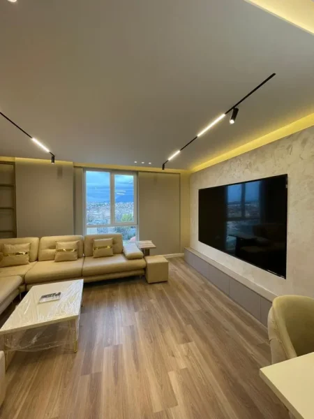 shitet 2+1+Ballkon , 109 m²