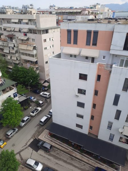 Tirane, shitet apartament 2+1 Kati 7, 80 m² 125.000 € (Yzberisht)
