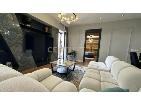 Tirane, jepet me qera apartament 3+1+Aneks+Ballkon Kati 14, 140 m² (Garden Building)