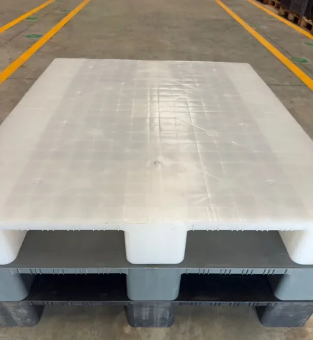 SHITEN PALETA PLASTIKE HDPE – TË REJA