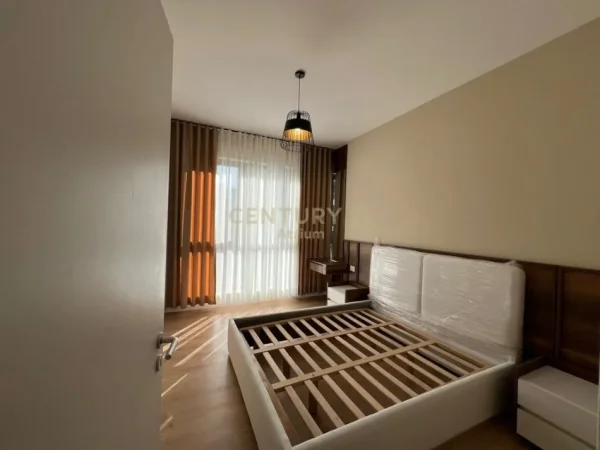 Tirane, jepet me qera apartament 2+1+Aneks+Ballkon Kati 2, 124 m² 1.800 € (Rezidenca “Green Valley”)