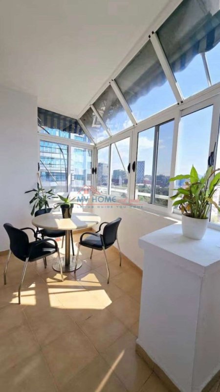 Tirane, jepet me qera apartament+verande | Penthouse 2+1+Ballkon Kati 10, 145 m² 1.200 € (Rruga Ibrahim Rugova)