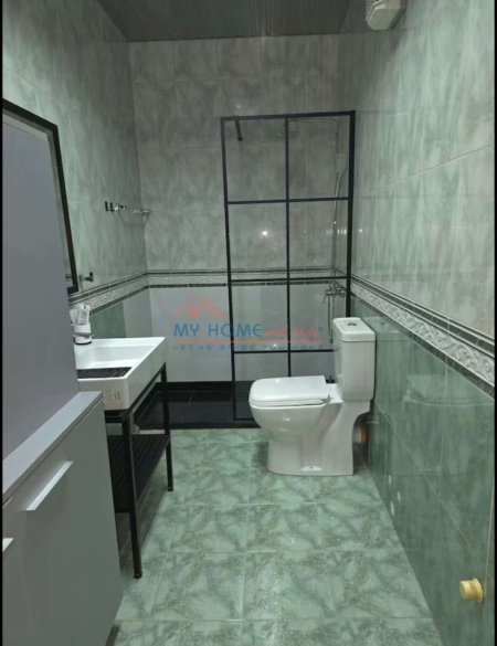 Tirane, jepet me qera apartament+verande | Penthouse 2+1+Ballkon Kati 10, 145 m² 1.200 € (Rruga Ibrahim Rugova)