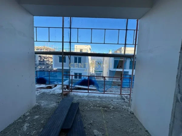 Tirane, shes apartament 2+1+Aneks+Ballkon Kati 1, 175 m² 238.000 € (Olive Park)