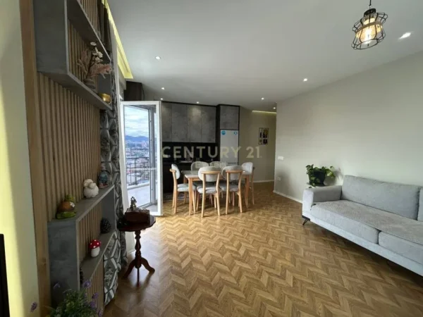 Tirane, jepet me qera apartament 2+1+Aneks+Ballkon Kati 8, 113 m² (Rruga Dritan Hoxha)
