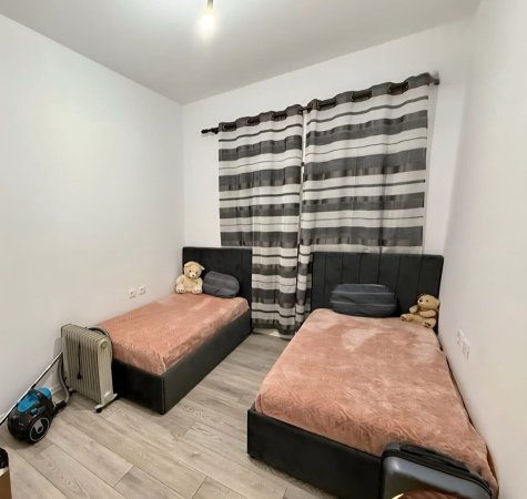 Tirane, shes apartament 2+1+Ballkon Kati 2, 88 m² 145.000 € (Rruga Pasho Hysa)