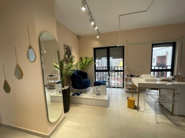 Tirane, shitet apartament+verande | Penthouse 3+1+Ballkon Kati 8, 116 m² 261.000 € (selvia)