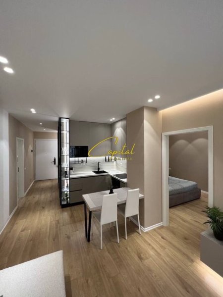 Tirane, jepet me qera apartament 1+1 Kati 8, 60 m² 600 € (RRUGA SIRI KODRA)