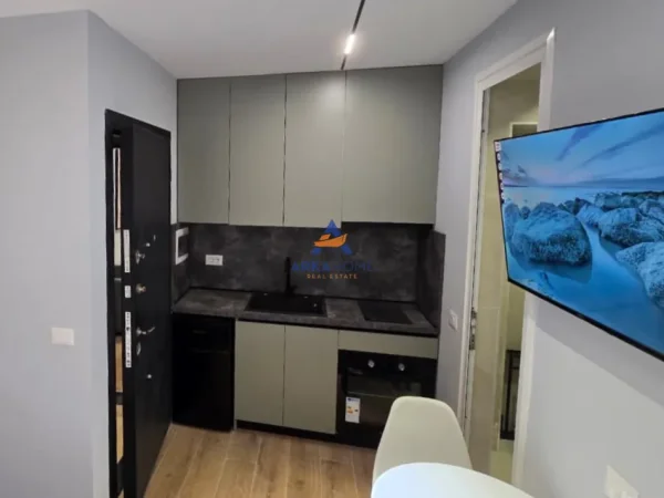 Tirane, shitet ambjent biznesi Kati 4, 84 m² 255.000 € 