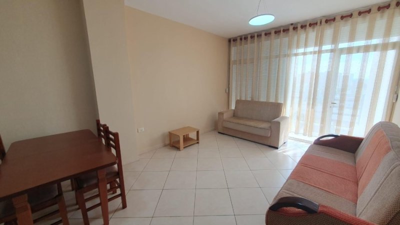 Tirane, jap me qera apartament 2+1+Ballkon Kati 5, 92 m² 500 € (Rruga Kongresi Manastirit)