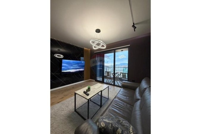 Tirane, jepet me qera apartament 2+1+Aneks+Ballkon Kati 4, 115 m² 1.500 € (Olimpiku)