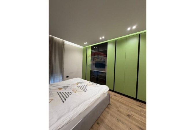 Tirane, jepet me qera apartament 2+1+Aneks+Ballkon Kati 4, 115 m² 1.500 € (Olimpiku)