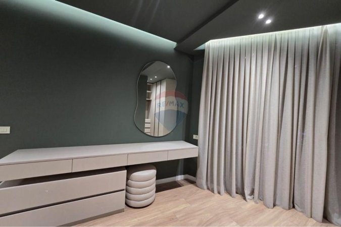 Tirane, jepet me qera apartament 2+1 Kati 6, 105 m² 1.500 € (Mine Peza)