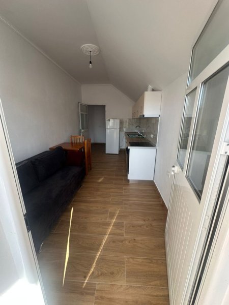 Tirane, jap me qera Vile 2+1 Kati 3, 70 m² 300 € (Idriz dollaku)