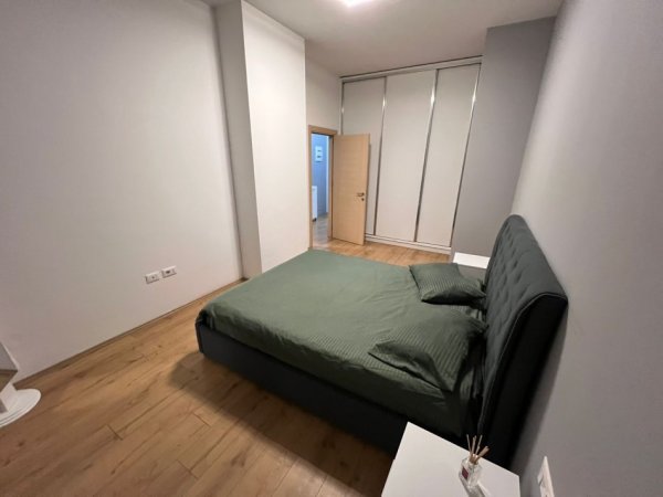 Tirane, jepet me qera apartament 1+1+Ballkon Kati 4, 73 m² 750 € (Kompleksi Square 21)