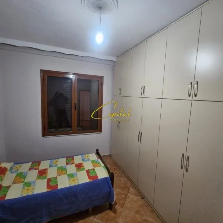 Tirane, jepet me qera apartament 2+1 Kati 1, 100 m² 500 € (KODRA E DIELLIT)