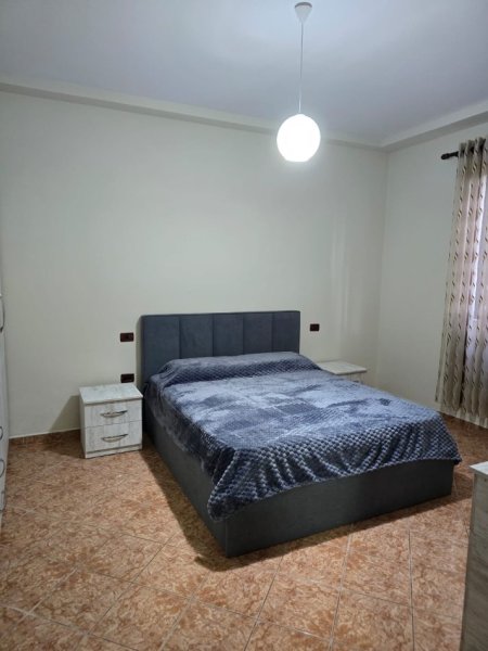 Tirane, jepet me qera apartament 1+1 Kati 3, 65 m² 450 € (Jordan Misja)