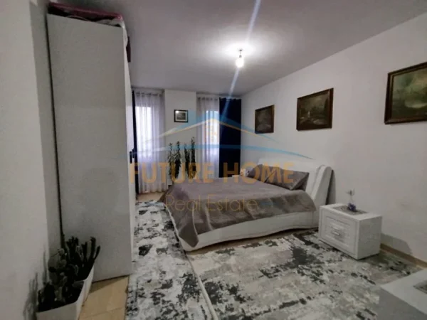 shitet apartament 1+1 Kati 9, 96 m² 120.000 € (Kamez)