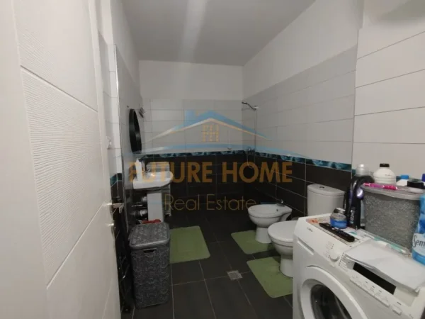 shitet apartament 1+1 Kati 9, 96 m² 120.000 € (Kamez)