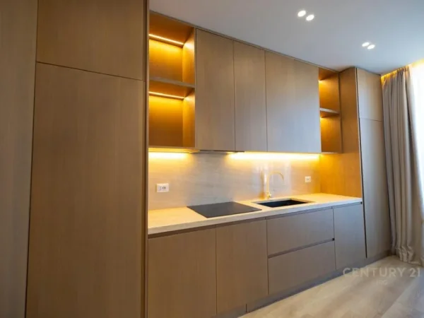 Tirane, shitet apartament+verande | Penthouse 5+1+Aneks+Ballkon Kati 13, 545 m² (Liqeni Tiranes)