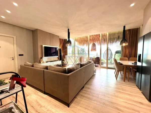 Dhermi - Palase, shitet apartament 2+1+Ballkon Kati 0, 107 m² 550.000 € (Green Coast)