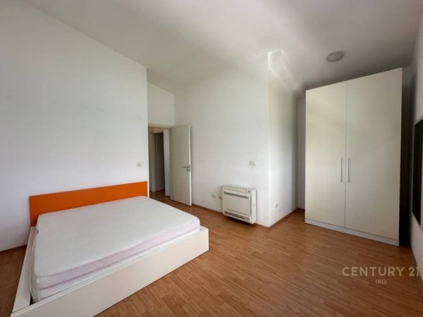 Tirane, jepet me qera 5+1 Kati 3, 491 m² 4.500 € (Kodra e Diellit 1)