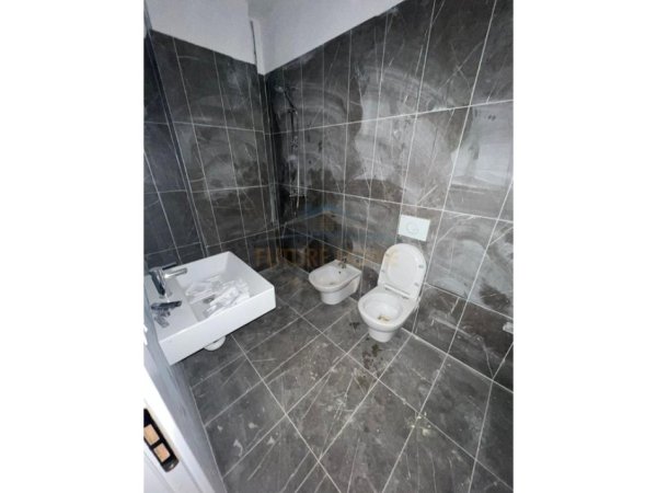 SHITET APARTAMENT 2+1 TEK UNIVERS CITY , QTU