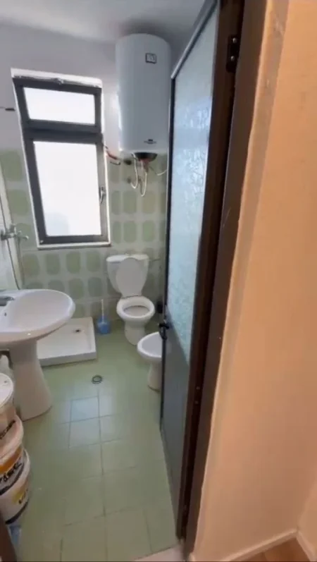 Tirane, shitet apartament 1+1+Ballkon Kati 6, 60 m² 82.000 € (ALLIAS)