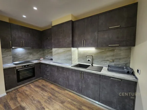 Tirane, shitet apartament 1+1 Kati 6, 75 m² 269.000 € (9 Kateshe)