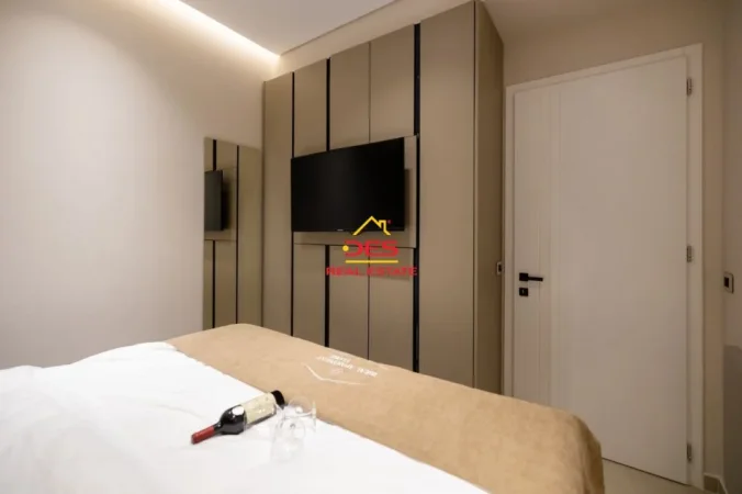 Vlore, shitet apartament 1+1 Kati 1, 110 m² 215.000 € (Rruga Gjergj Kastrioti)