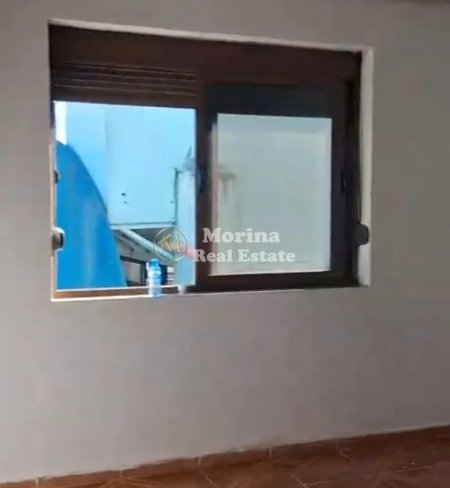 Tirane, jepet me qera apartament 2+1 Kati 2, 214 m² 350 € (Kamez)