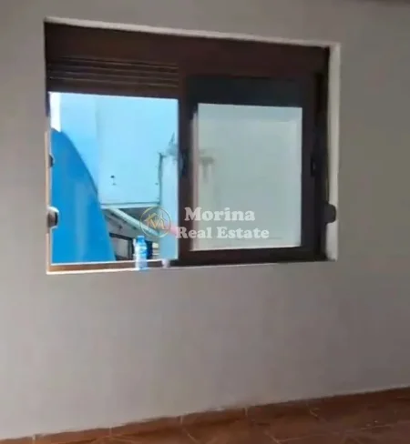 Tirane, jepet me qera apartament 2+1 Kati 2, 214 m² 300 € (Kamez)