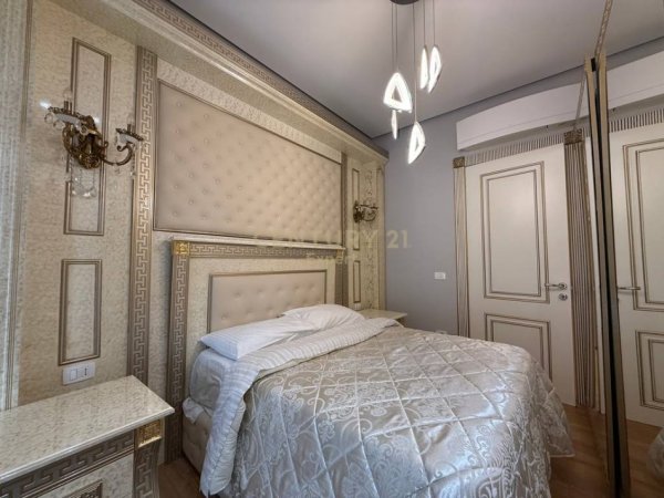 Tirane, jepet me qera apartament 3+1 Kati 7, 145 m² 1.600 € (Delijorgji)